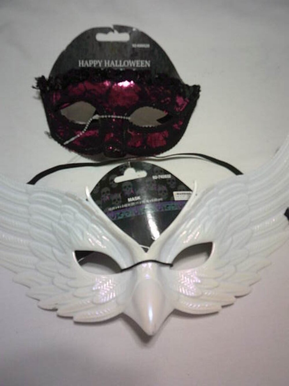 LOT 2 NEW HALLOWEEN MARDI GRA EYE MASKS WHITE ANGEL WINGS DESIGN & PINK LACE 👼